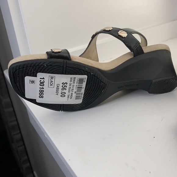 Women's Bandolino, Cassidy mid heel Sandal - Picture 5 of 10